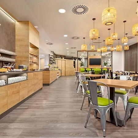 Hotel Super 8 By Wyndham Chemnitz