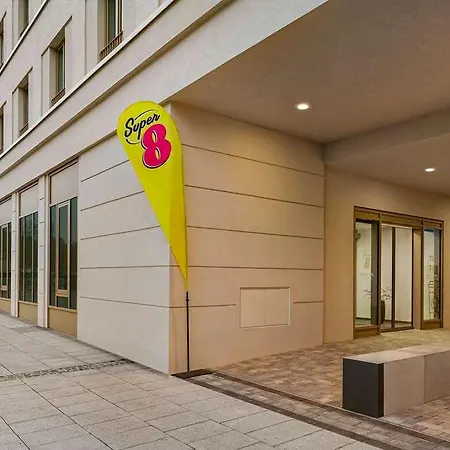 Hotel Super 8 By Wyndham Chemnitz