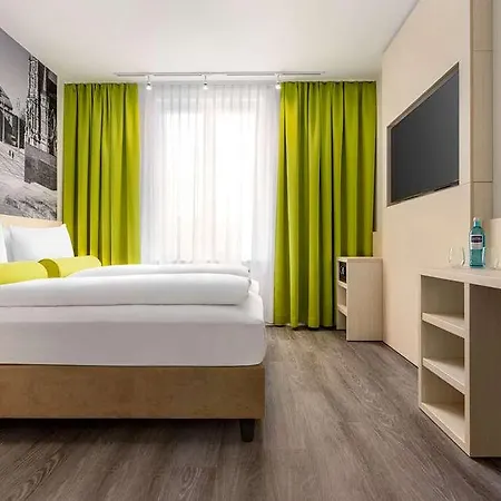 Super 8 By Wyndham *