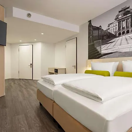 Super 8 By Wyndham