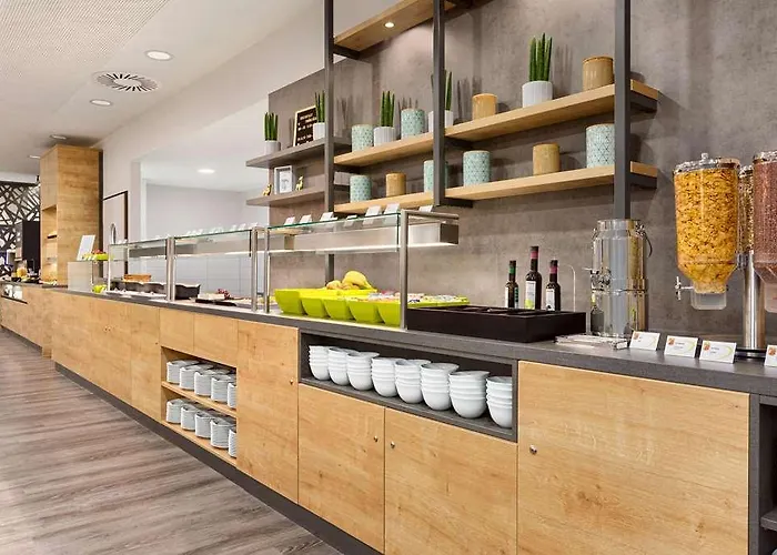 Super 8 By Wyndham * קמניץ